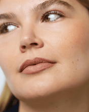 Ere Perez - Coco Crayon AuraMakeupImogino